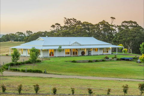 Jura House - Accommodation Melbourne 4