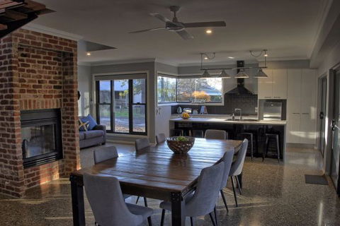 Lusso KV - Melbourne 4u 5