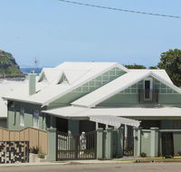 Merewether Beach House B and B - Accommodation Melbourne