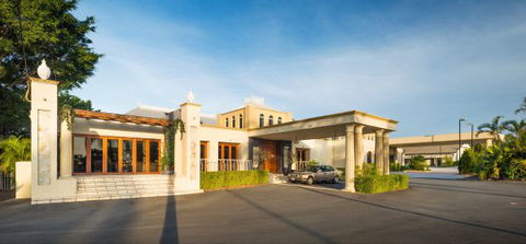 Shangri La Gardens Motel And Function Centre - Accommodation Melbourne 1