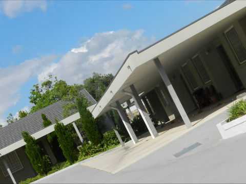 Shangri La Gardens Motel And Function Centre - Accommodation Melbourne 4