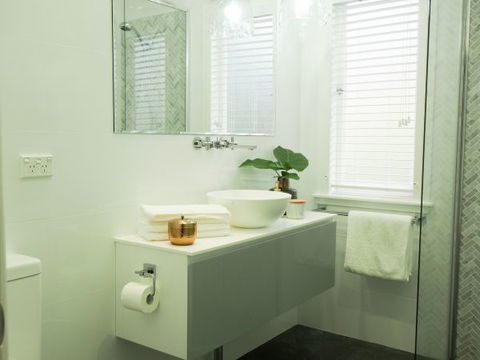 The Milton Bungalow - Accommodation Melbourne 7