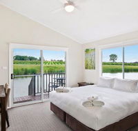 The Lakehouse at 201 - Accommodation Melbourne