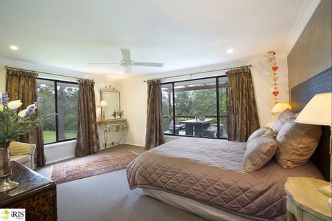 The Maples - Accommodation Melbourne 5
