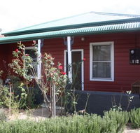 The Red House - Accommodation Melbourne