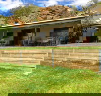 38 Greenbanks drive Sunny Banks- River Shack Rentals - Accommodation Melbourne