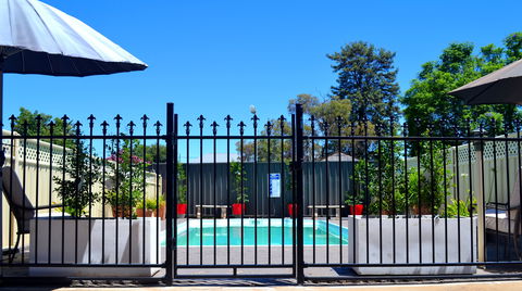 All Settlers Motor Inn - Melbourne 4u 1
