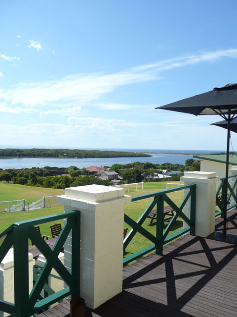 Augusta Hotel Motel - Accommodation Melbourne 0