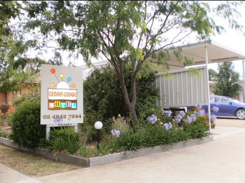 Cedar Lodge Motel - Accommodation Melbourne 0