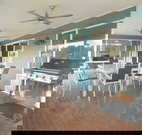 Decked Out in Vincent - Accommodation Melbourne