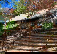 Emerald Star Cottages - Melbourne 4u