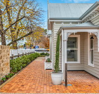 Grandview Accommodation - The Elm Tree Apartments - Accommodation Melbourne
