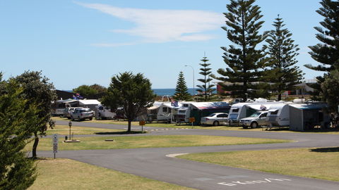 Moana Beach Tourist Park - Melbourne 4u 0