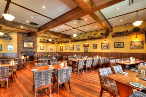 Mick O'Shea's - Accommodation Melbourne 7