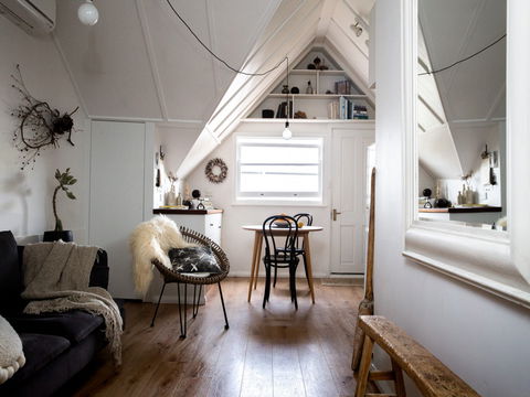 Old Schoolhouse Milton - Accommodation Melbourne 7