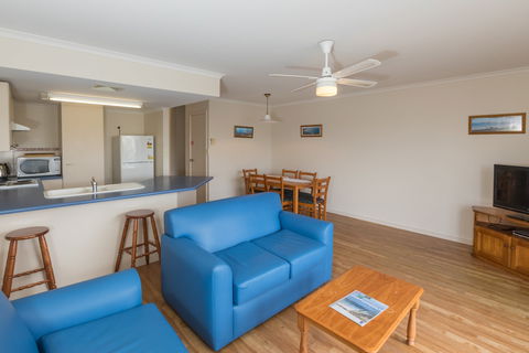 South Point 4/17 - Accommodation Melbourne 4
