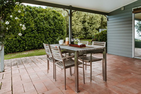 Yellow Dog Cottage - Accommodation Melbourne 2