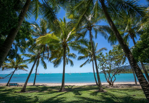 Airlie Beach YHA - Melbourne 4u 1