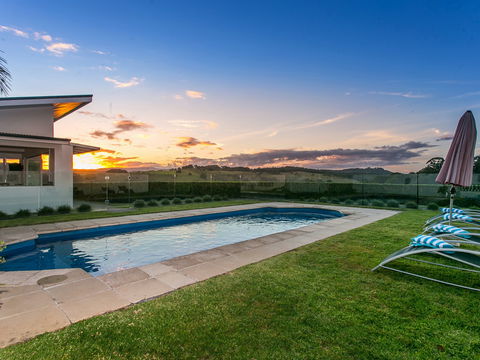 Byron's Brae - Accommodation Melbourne 9