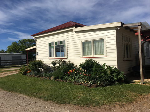 Fairview Bed And Breakfast Cottage - Accommodation Melbourne 0