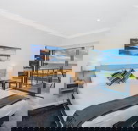 Seascape Accommodation - Melbourne 4u