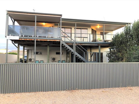 Shorelines - Accommodation Melbourne 0
