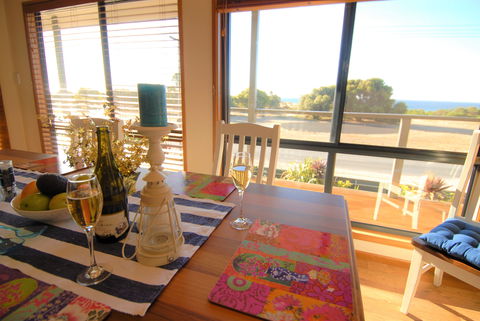 Shorelines - Accommodation Melbourne 1