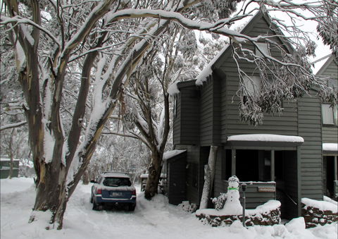 Wallace's - Crystal Creek Chalet 1 - Accommodation Melbourne 0