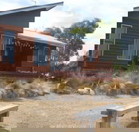 Yakkalla Holiday Cottage - Accommodation Melbourne