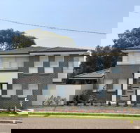 2 Allens Lane - Accommodation Melbourne