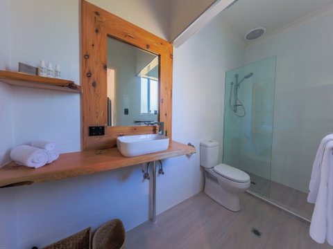 COAST Motel & Apartments - Accommodation Melbourne 2