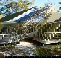 Hooked Inn Cottages - Melbourne 4u