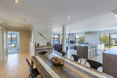 Iluka - Accommodation Melbourne 1