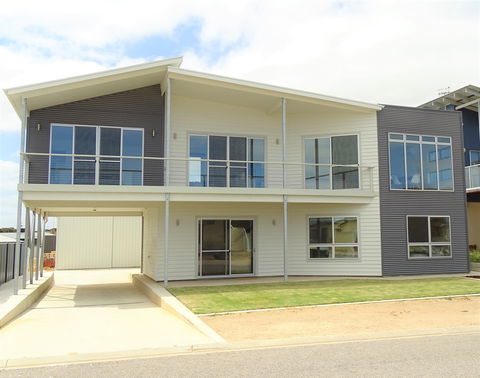 Mare E Amici - Accommodation Melbourne 0