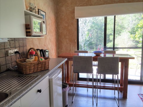 Milton Country Cottages - Melbourne 4u 0