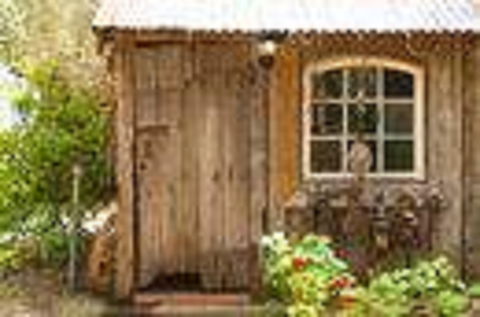 Red Tractor Retreat - Accommodation Melbourne 0