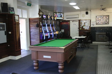 Royal Bridge Hotel, Barham - Accommodation Melbourne 1