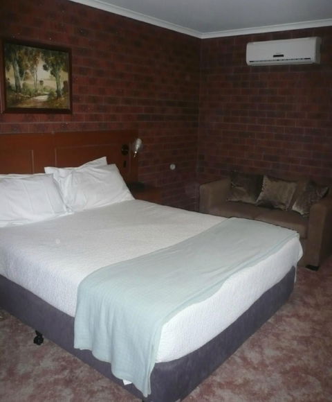 Sportsman Inn Motel - Accommodation Melbourne 1