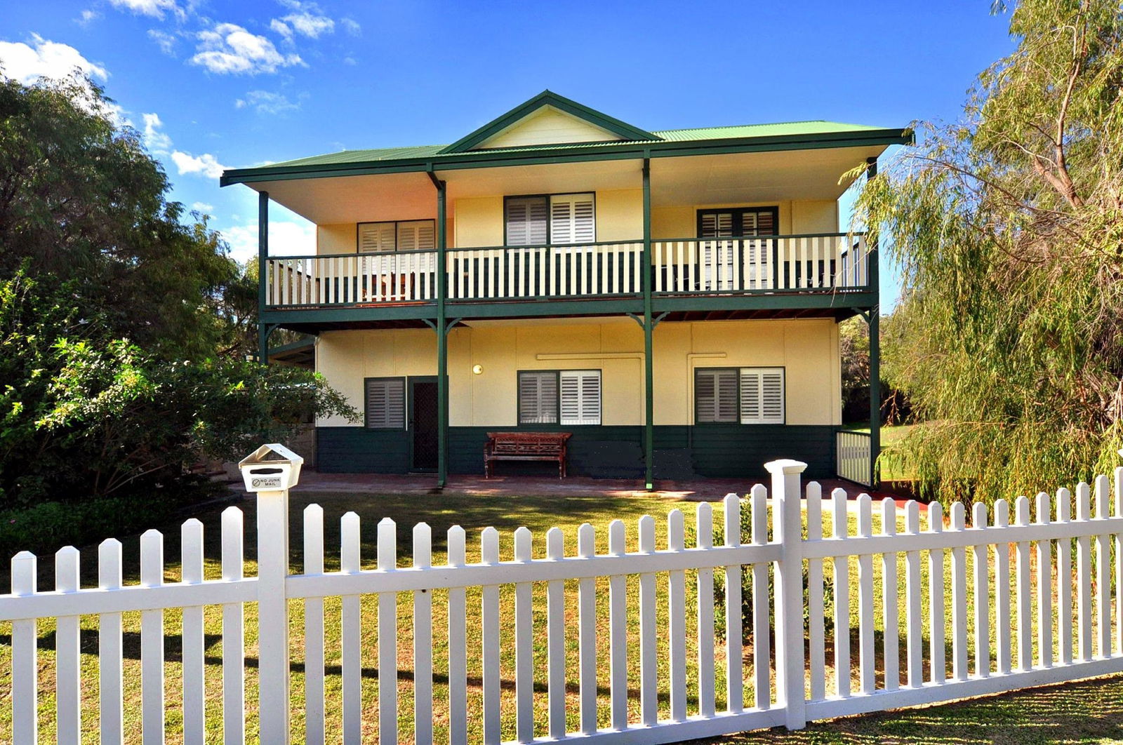 Binningup WA Accommodation Melbourne