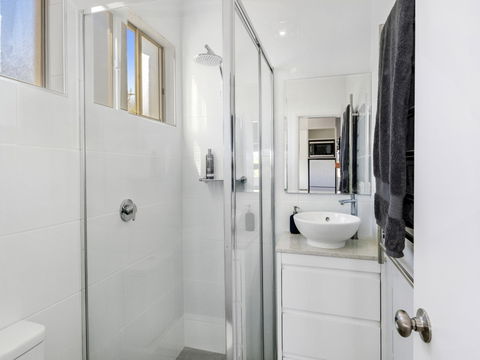 Coolah Shorts - Self Contained Apartments - Accommodation Melbourne 2