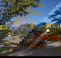 Golden Country Motel and Caravan Park - Accommodation Melbourne