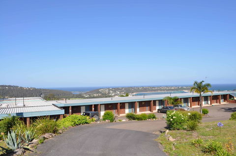 Hillcrest Motor Inn - Accommodation Melbourne 0
