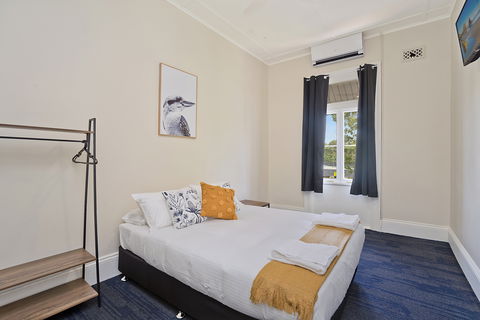 Imperial Hotel - Accommodation Melbourne 2