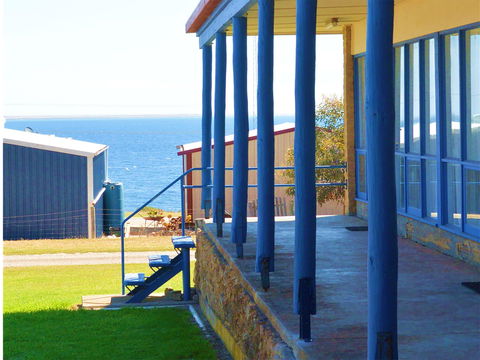 Island View Holiday Apartments - Accommodation Melbourne 0