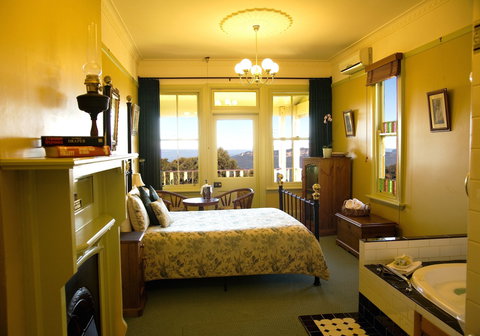 Moments Mountain Retreat - Accommodation Melbourne 0