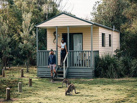 Pretty Beach Cabins - Accommodation Melbourne 0
