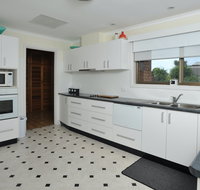 Seaview's Holiday House - Accommodation Melbourne