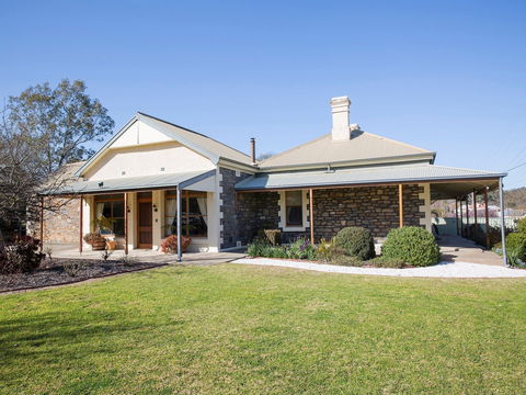SINKINSON HOUSE - Mount Torrens - Accommodation Melbourne 0