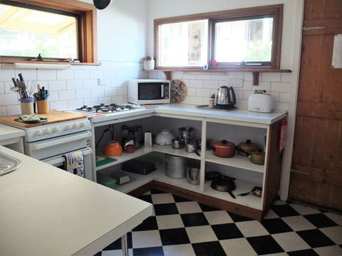 Stone Walls - Accommodation Melbourne 2