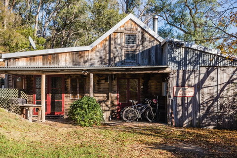 The Boiling Billy Barn - Accommodation Melbourne 0
